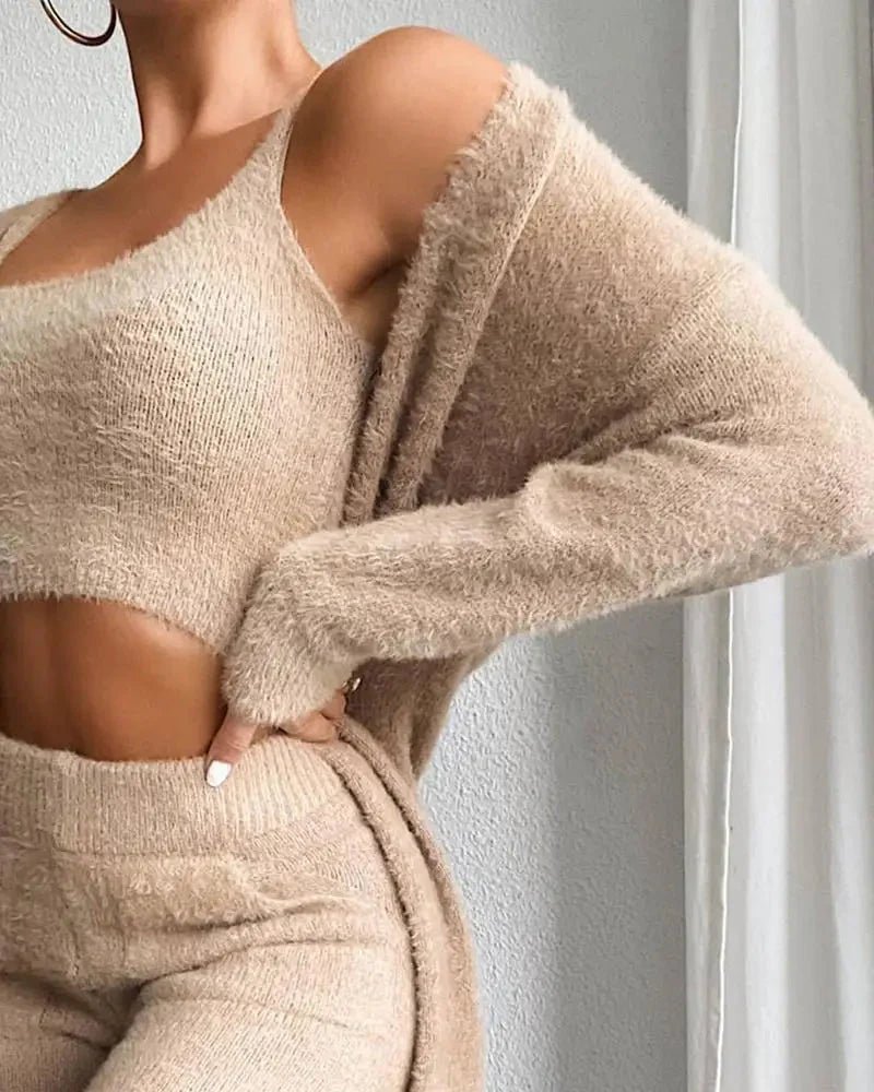 3 - Piece Fuzzy Fleece Loungewear Set - Maison zamor