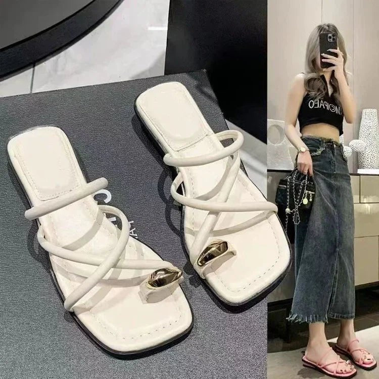 Stylish Women's Cross Strap Slide Sandals Comfortable Lightweight Toe Loop Beach Shoes with Casual Solid Color Design for Summer - Maison zamor