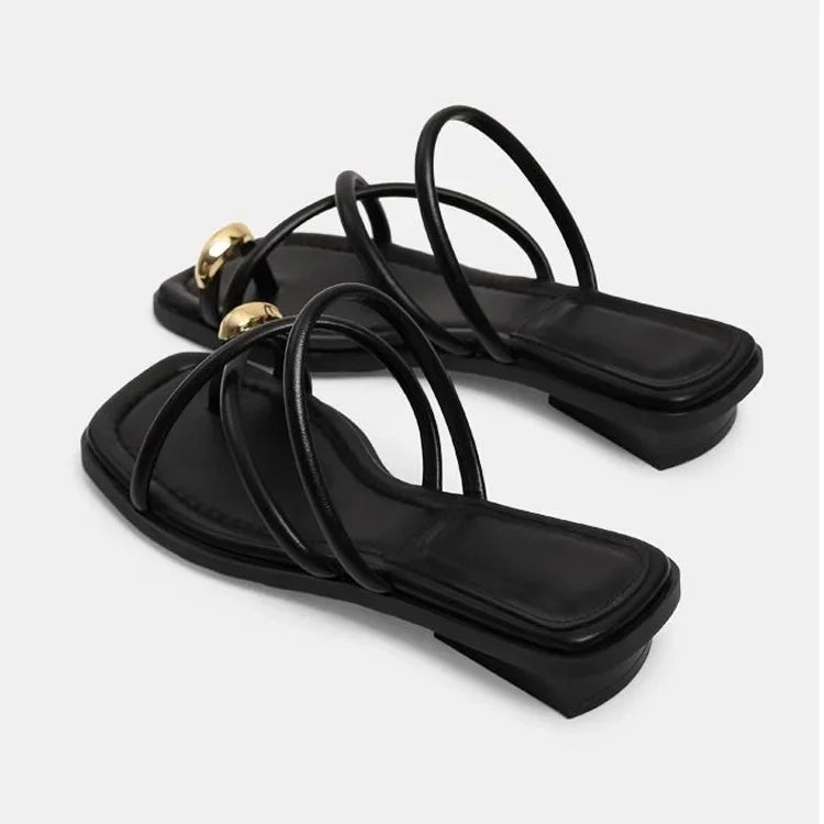 Stylish Women's Cross Strap Slide Sandals Comfortable Lightweight Toe Loop Beach Shoes with Casual Solid Color Design for Summer - Maison zamor