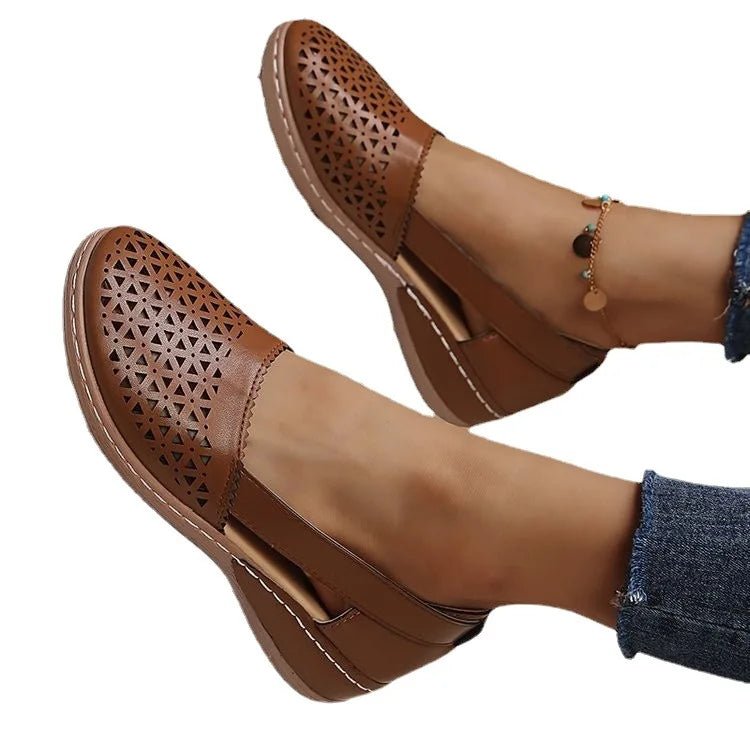 Women's Summer Flat Round Toe Sandals 2022 New Retro Button Sandals Comfy Mary Jane Comfortable Shoes for Women Plus Size 43 - Maison zamor